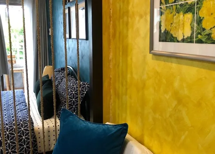 Double With Balcony & Private Bath By Smile Loft