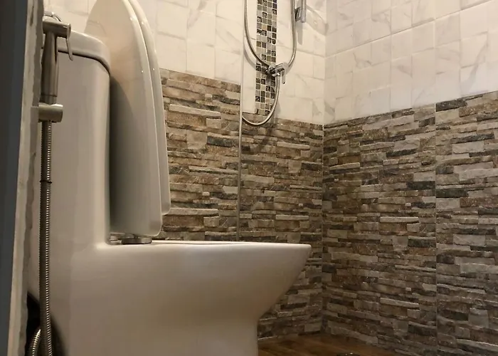 Double With Balcony & Private Bath By Smile Loft Apartment